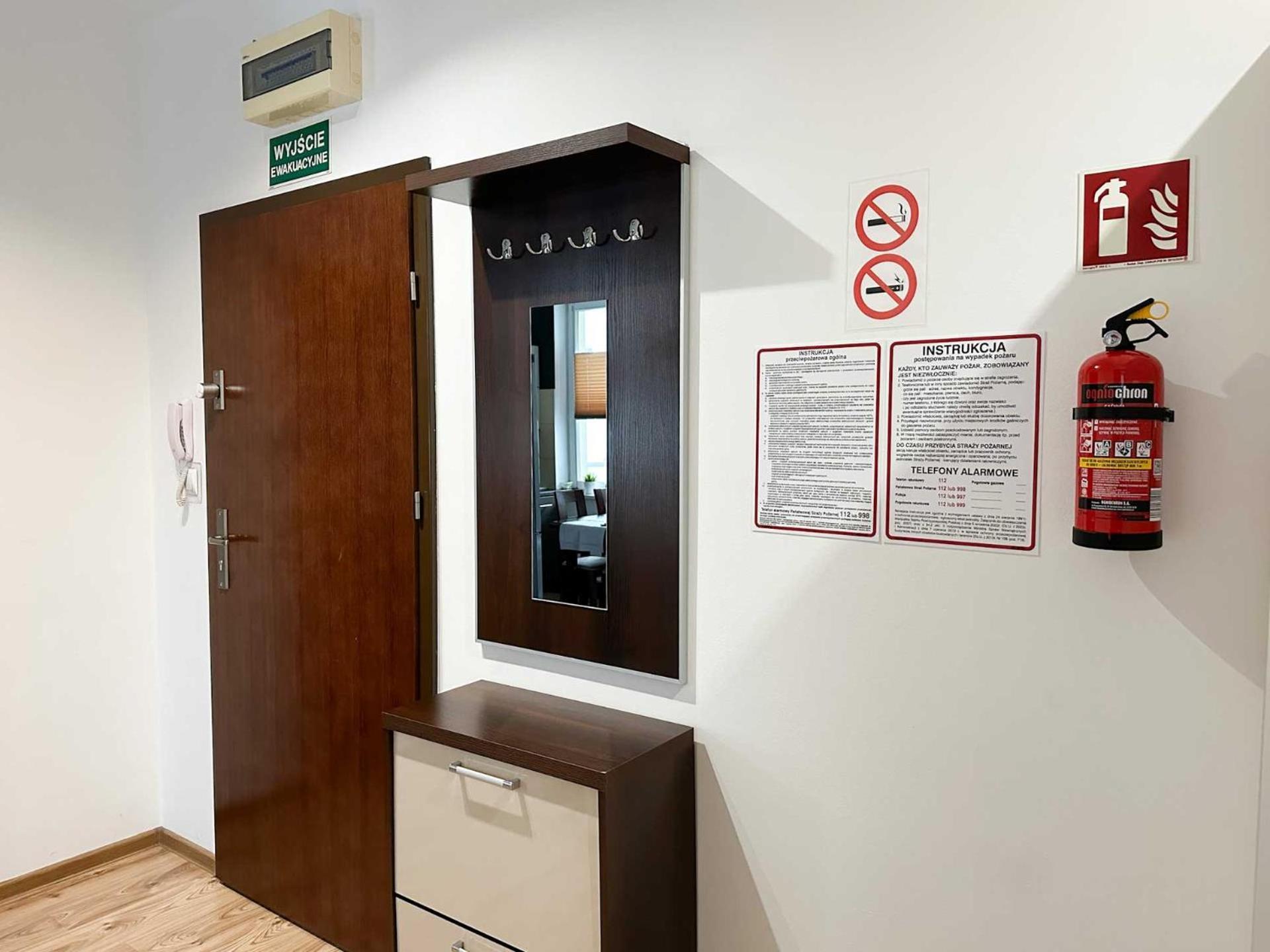 Dmk Green Apartment Near Warsaw-Modlin Airport Nowy Dwor Mazowiecki Bagian luar foto